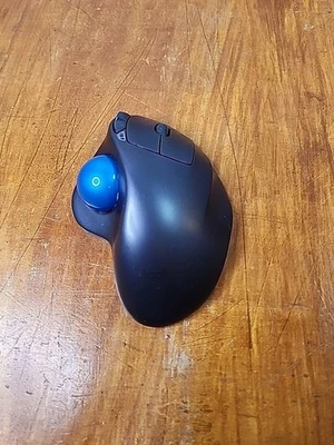 Logitech M570 Wireless Trackball Mouse Ergonomic Design PC NO DONGLE Read* - Image 1 of 4