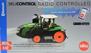 SIKU CONTROL Fendt 1167 Vario MT ferngesteuertes Traktormodell 6790  1:32 NEU  - Bild 1 von 7