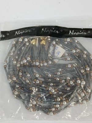 Nuevo de Lote Antiguo Collar Cadena Napier Multi Hilo Plata Hematita Retorcida Tono Latón Origen Foto 1 de 4