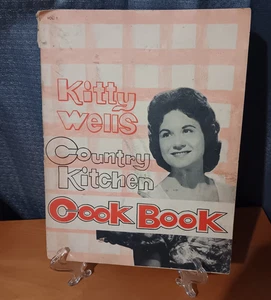 Kitty Wells Country Kitchen Cookbook Vol. 1 ~ Recipes 1964 27 Pages - Picture 1 of 10