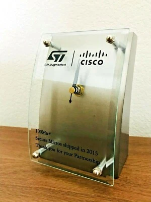 Decorative Acrylic Clock 6" Tall Bookshelf Mantle Simple Modern Home Design New - Image 1 of 4