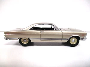 JOHNNY LIGHTNING - CLASSIC GOLD - 1967 FORD FAIRLANE 500 XL (RUBBER TIRES) 1/64 - Picture 1 of 13