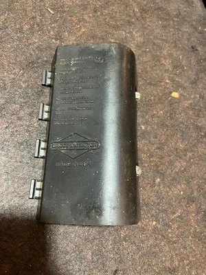 Cubierta de filtro de aire Briggs & Stratton 691925 8 hp Industrial Plus 196432 NLA Foto 1 de 4