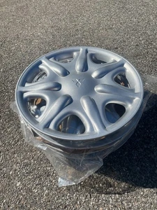 Factory 1996 to 1998 Mitsubishi Galant 14 inch hubcaps wheel covers - Picture 1 of 24