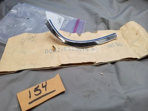 NOS OEM Ford 1970 1971 1972 Maverick Quarter Extension Moulding Trim - Bild 1 von 3
