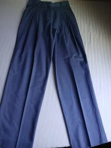 The Frankie Shop Hose Small Plissee Relaxed Fit Trouser Capsule Preppy  - Bild 1 von 13