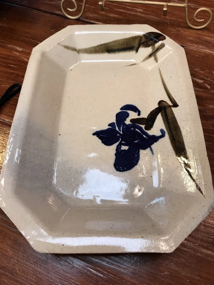 Plato Bandeja para Servir Cerámica Lanzada a Mano 13.5”x9.5” Grande Iris Asiático FIRMADO Foto 1 de 4