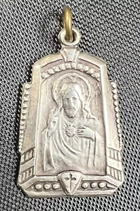 Vintage Catholic Sacred Heart Of Jesus Silver Tone Medal - Italy - 1” Tall - Picture 1 of 3