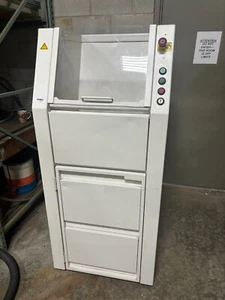 Industrial High-Capacity Paper Shredder - Dahle - **See desc. reg. shipping!** - Picture 1 of 8