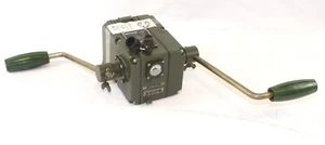 Fuente de alimentación de emergencia de manivela generador manual FSD-65W 14V 4,5A - Imagen 1 de 6