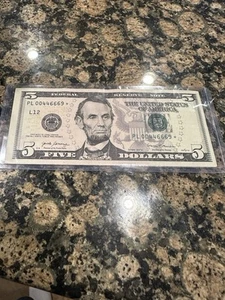 5 Dollar Star Note Bill Miss Cut! 2017 A Error PL00446669* + Top Loader Inc - Picture 1 of 9