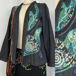 NUEVO CON ETIQUETAS QVC Chaqueta de Jean Frente Abierto Adornada con Cuentas Boho Fairycore Talla Mediana - Imagen 1 de 9