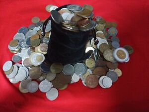 1 pound of world coins; Gold, Silver, Copper, precious coins in lots. Unsearched