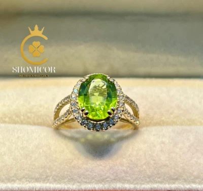"18K Gold Peridot Ring For Her – A Luxury Gift with a Natural, Rare Gemstone " - Image 1 of 4