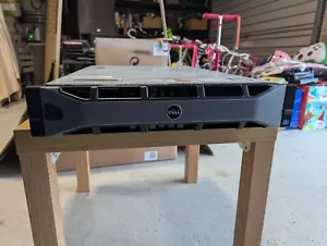 Dell PowerEdge R720 Rack Mountable Server - Photo 1/6