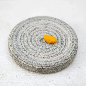 Turmeric Haldi Grinding Chandan Mortar Stone (Grey_10 x 10 x 2 cm) BEST QUALITY - Picture 1 of 6