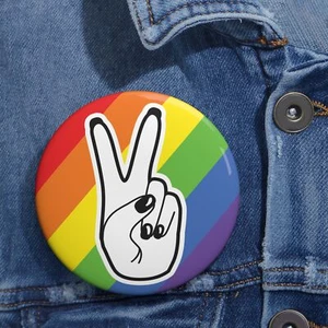 Panneau de paix main gauche sur fond arc-en-ciel protestation pacifique bouton fierté LGBTQ - Photo 1 sur 5