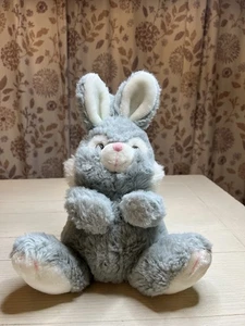 Vintage Madison Blanche grauer Hase Kaninchen weiches Plüschtier sitzend 12 Zoll - Bild 1 von 5