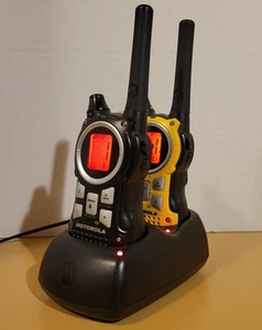 Motorola MR350R Two Way Radio Walkie Talkie with Charger set 35 Mile range READ - Zdjęcie 1 z 10