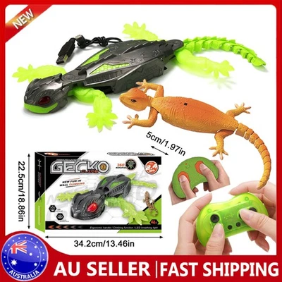 Wall Climbing Lizard Toy – Rechargeable RC Robot for Kids, Drives on Walls New - image 1 of 4