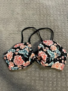 Xhilaration Bikini donna nero floreale top piccolo - Foto 1 di 3
