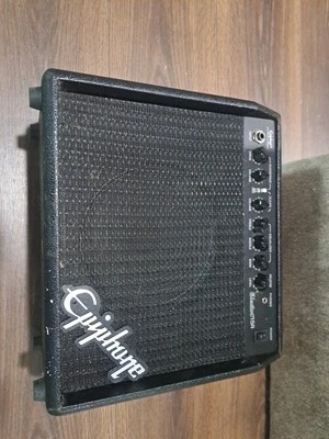 Amplificador de guitarra Epiphone Electar con perillas de control Foto 1 de 4