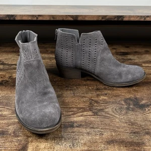 Botines Kenzie de gamuza de cuero gris gris diseño recortado cremallera trasera para mujer 7 - Imagen 1 de 10