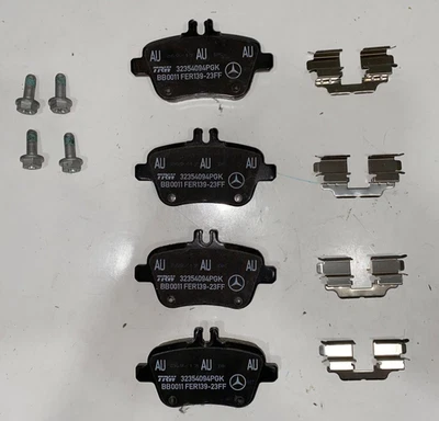 Mercedes-Benz Rear Brake Pad Set- 007-420-95-20 - For 911, MBZ CLA250 & More - Image 1 of 4