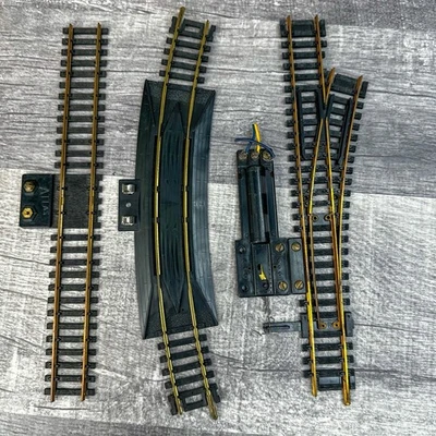 HO Scale Tyco Rerailer Terminal, Atlas RH Switches & Straight Terminal Lot of 3 - Image 1 of 4
