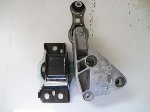 SUPPORTO MOTORE COMPLETO RENAULT SCENIC DCI - Picture 1 of 1
