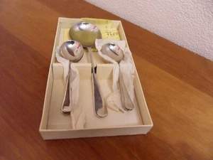 VINTAGE VINERS RESILCO RUSTLESS NICKEL SILVER 7 PIECE BOXED DESSERT SET - Picture 1 of 4
