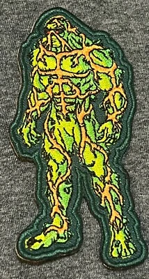 SWAMP THING 刺绣漫画书人偶贴花电影超级英雄蝙蝠侠动作 — 第 1/2 张图片