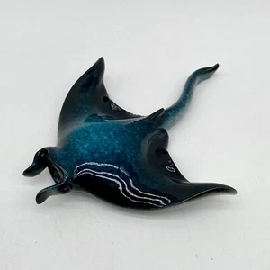 Manta Ray Blue Ombré Resin Hanging Wall Decor Ocean Sea Creature - Picture 1 of 9