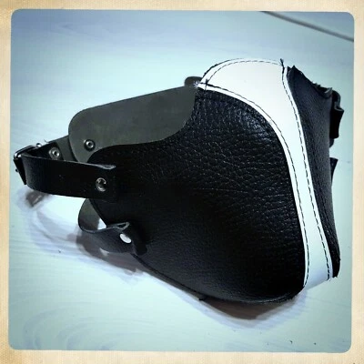 手工制作皮革面膜-装饰面膜-芬兰手工制作 — 第 1/4 张图片