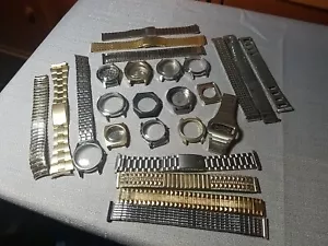 Lote de piezas de relojero vintage lote se vende como está estuches y correas contenedor 4 - Imagen 1 de 16