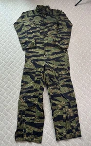 Gibson & Barnes Flight Suit Coveralls Mens 40R Tiger Stripe Camo Ripstop USA - Picture 1 of 8