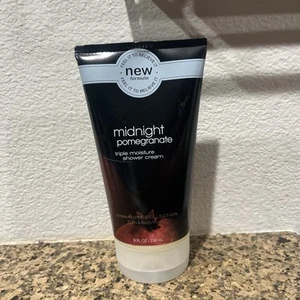 Bath & Body Works Dreifach Feuchtigkeit Duschcreme MIDNIGHT GRANATAPFEL 8 Unzen - Bild 1 von 2