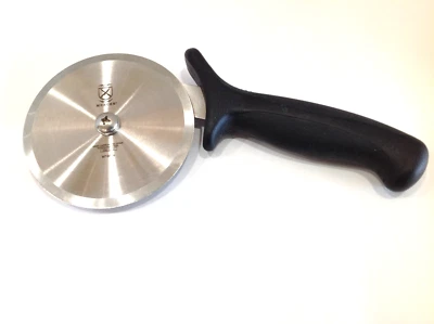 CORTADOR DE PIZZA MERCER 4" ALTO CARBONO SIN MANCHAS ACERO INOXIDABLE X30 Cr13 Foto 1 de 3