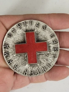 Medalla Centenario Cruz Roja 1963 bronce plateado esmalte.  Caja original. - Imagen 1 de 5