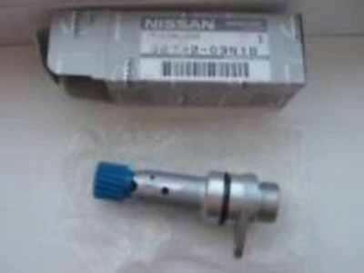 Genuine Nissan OEM 720 DATSUN 1979/01- Pinion assy-speedometer 32702-03N18 - Image 1 of 4