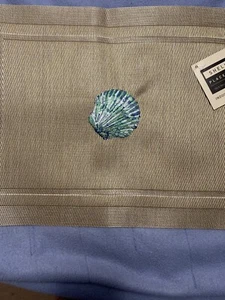 Table Trends Set Of Two Indoor/Outdoor Shell Theme Placemats 13” X 18” NWT - Picture 1 of 6