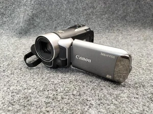 CANON Video Camera IVIS HF R100 1080p Full HD Handheld Camcorder 20x Zoom Japan - Picture 1 of 12