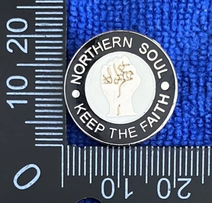 Northern Soul - Keep The Faith - Vintage - Original - Enamel Pin Badge - Picture 1 of 2
