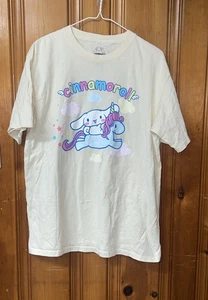 Cinnamoroll Hello Kitty Sanrio Camiseta Para Mujer Talla L Unicornio Gráfico Bioworld - Imagen 1 de 2