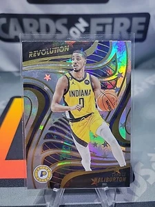 Tyrese Haliburton 2022-23 Panini Revolution #16 Pacers ASTRO - Foto 1 di 2