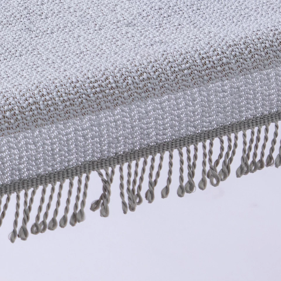 Gartentischdecke mit Fransen - wetterfest - geschäumt - rutschfest - Bild 1 von 1