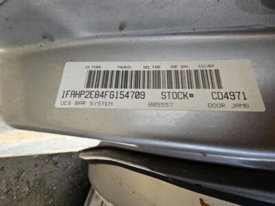 Used Engine Coolant Reservoir fits: 2015 Ford Taurus  Grade A - Image 1 of 4