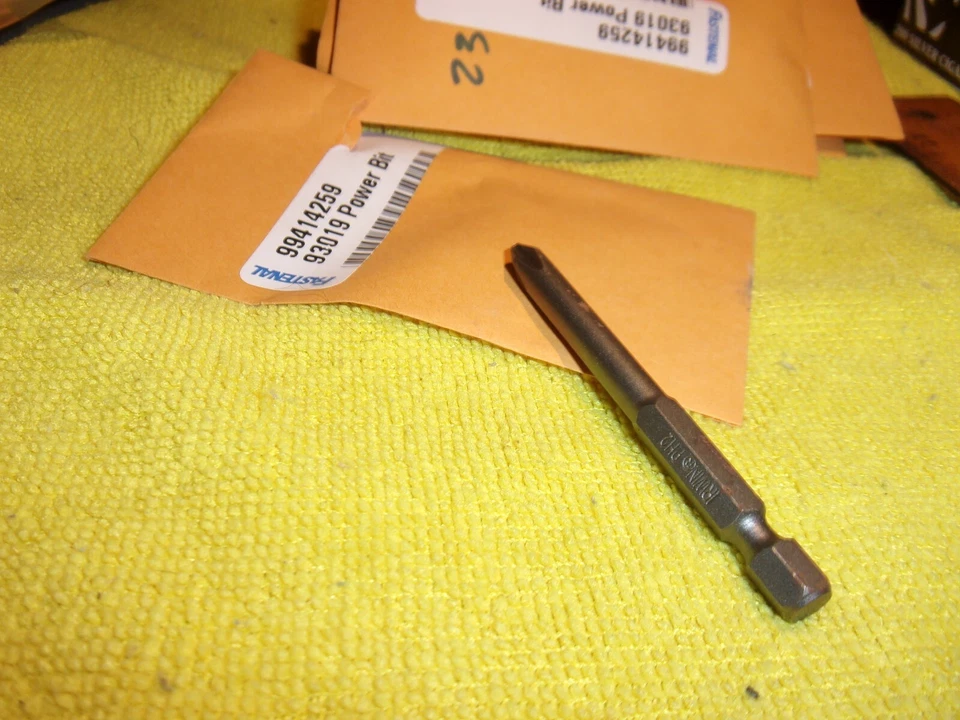 (10) Broca de alimentación Phillips® #2 2-3/4"L Foto 1 de 1