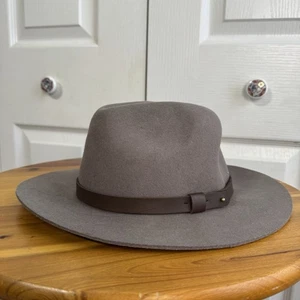 H&M brauner Fedora Hut 100% gefilzte Wolle mit veganem Leder braun Gürtel Winter Boho - Bild 1 von 8