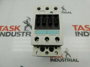 Siemens 3RT1034-1BB40 Contactor Sirius 24V - Picture 1 of 5